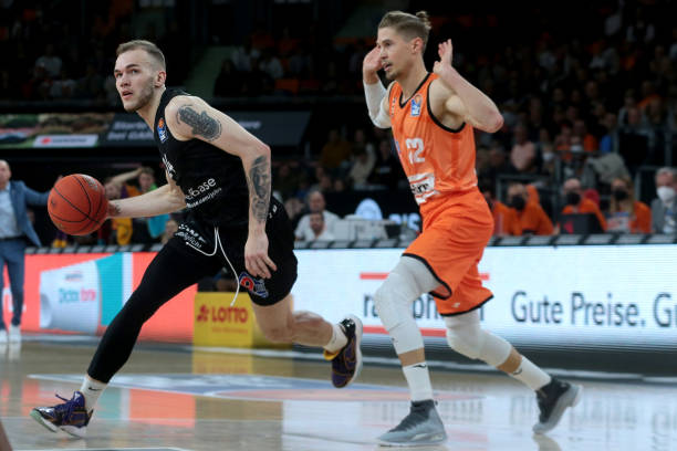 仅体现了中 仅体现了中