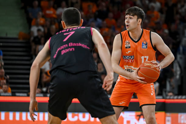 中国队篮板 中国队篮板